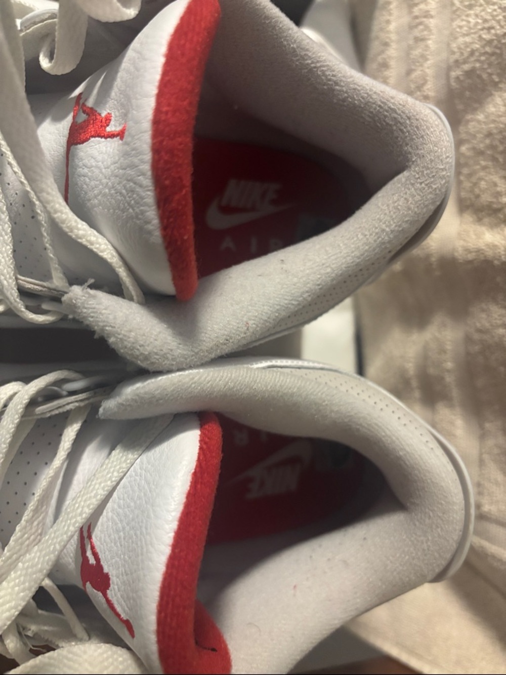 Air Jordan 3 White and Red Retro Low-Top Sneakers - Picture 5 of 5